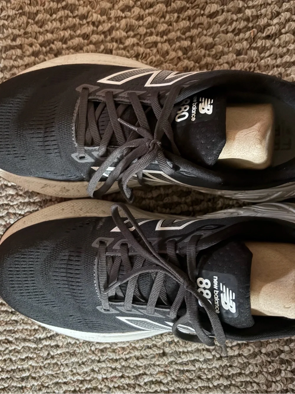 New Balance Men’s Black and White Athletic Running Shoes